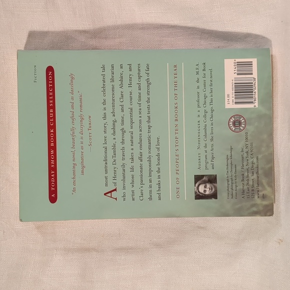 Book Club Bundle Novels Paperback Life of Pi Contemporary Lot of 6 Map of Love - Picture 10 of 14